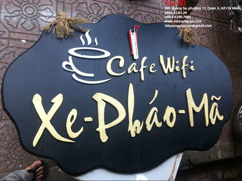 Thiết kế thi công nội thất, bảng hiệu bằng chất liệu gỗ