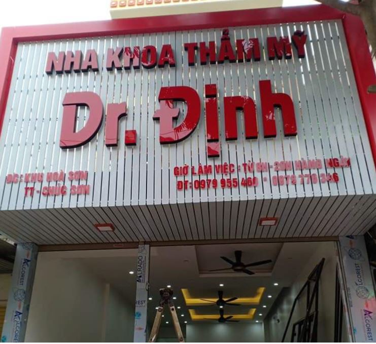 Bảng hiệu nền thanh lam, Nền bảng hiệu làm từ nhiều thanh lam ghép lại với nhau,... - 3D Quảng Cáo CN3