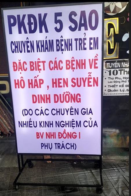 Hộp đèn mica - đèn tuýp - có chân