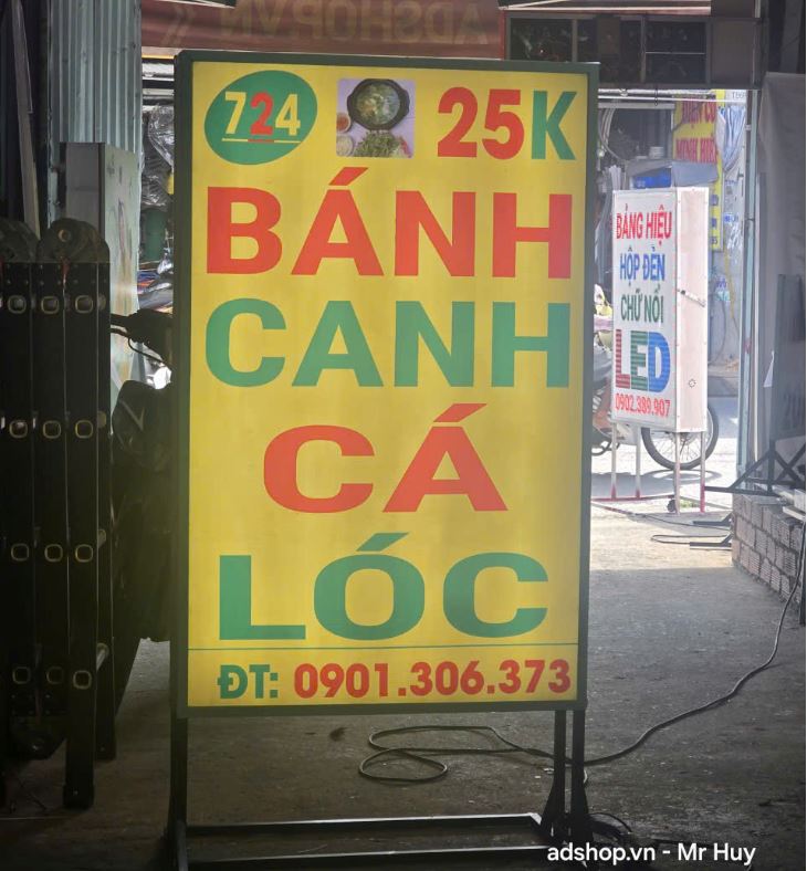 🍜 Bảng hiệu tiệm bánh canh cá lóc hộp đèn bạt có chân – Nổi bật, hút khách từ xa