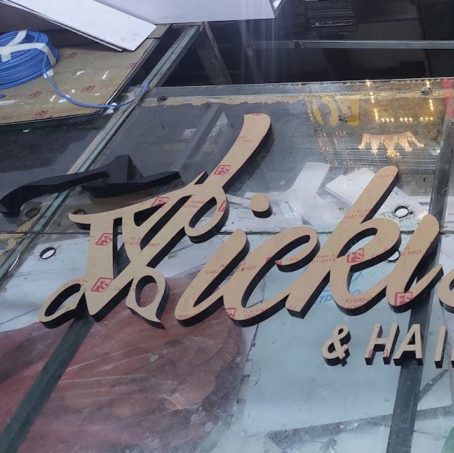 Cắt chữ mica 10 li, Cắt Chữ Mica 10 Ly &ndash; Gia C&ocirc;ng Mica Đẹp, Sắc N&ea... - 3D Quảng Cáo CN3