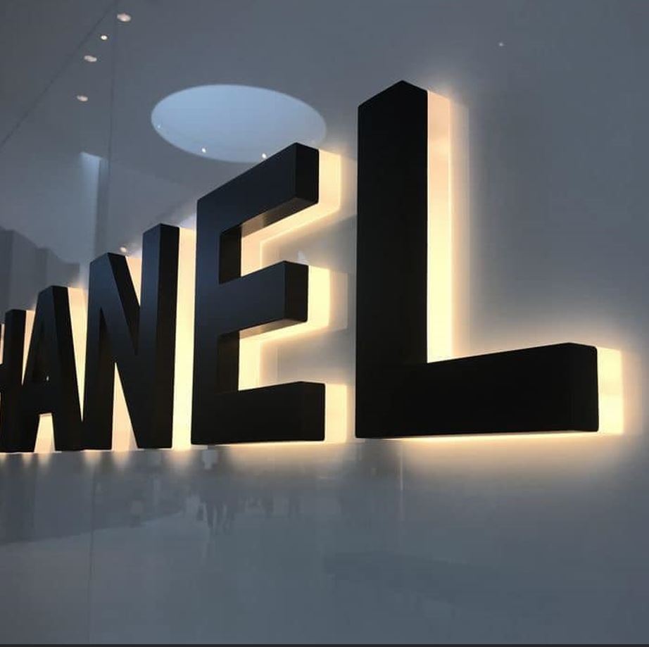 Chữ inox đèn sáng chân, Chữ Inox Đ&egrave;n S&aacute;ng Ch&acirc;n &ndash; Giải ... - 3D Quảng Cáo CN3