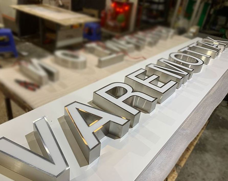 Chữ Nổi Inox Mặt Mica Sáng Đèn – Đẹp Mắt, Hiện Đại, Sang Trọng, Bạn đang cần một... - Quảng Cáo Ad Shop