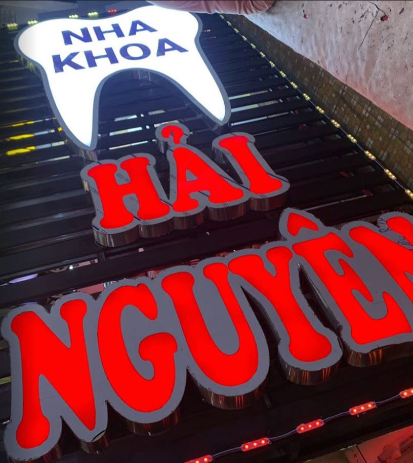 Chữ nổi khối inox đèn sáng mặt