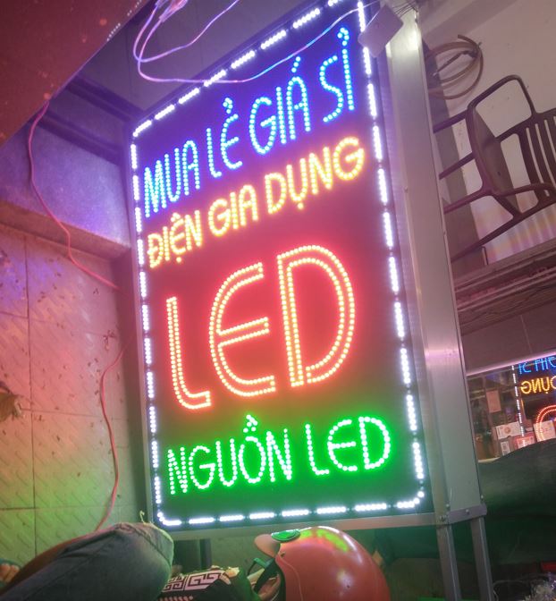 Hộp đèn vẫy led ruồi siêu nổi