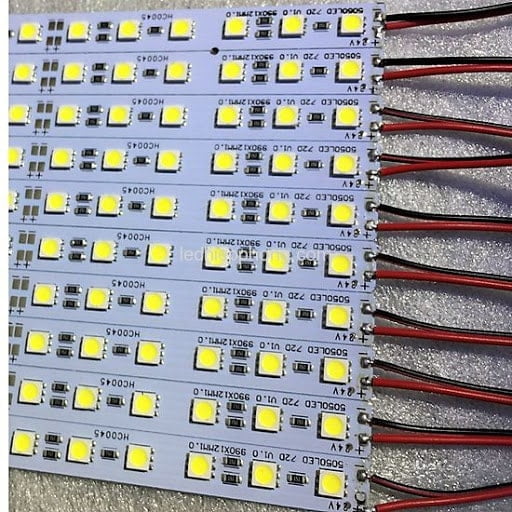 Đèn LED Thanh 12V – Giải pháp chiếu sáng mạnh mẽ và linh hoạt